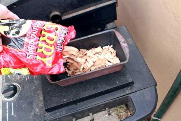MESQUITE WOOD CHIPS – 2 LB. BAG How To Cook a Turkey Gas Grill Style - Smoker-Cooking.com
